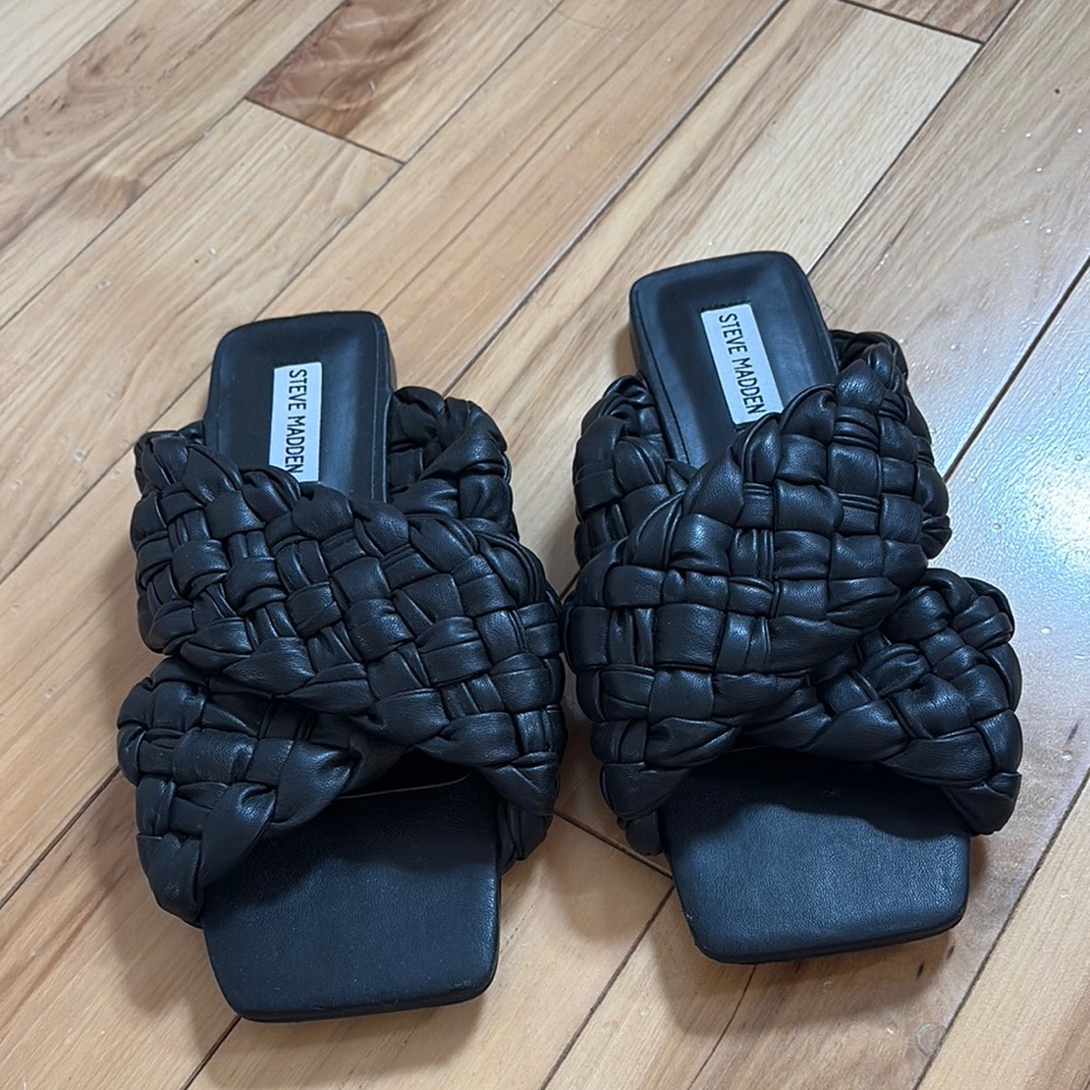 Steve Madden Black Woven Women's Sandals